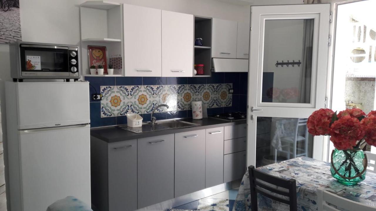 Monolocale Marizzola Apartment Кала Гононе Екстериор снимка