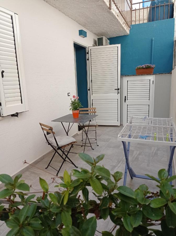Monolocale Marizzola Apartment Кала Гононе Екстериор снимка